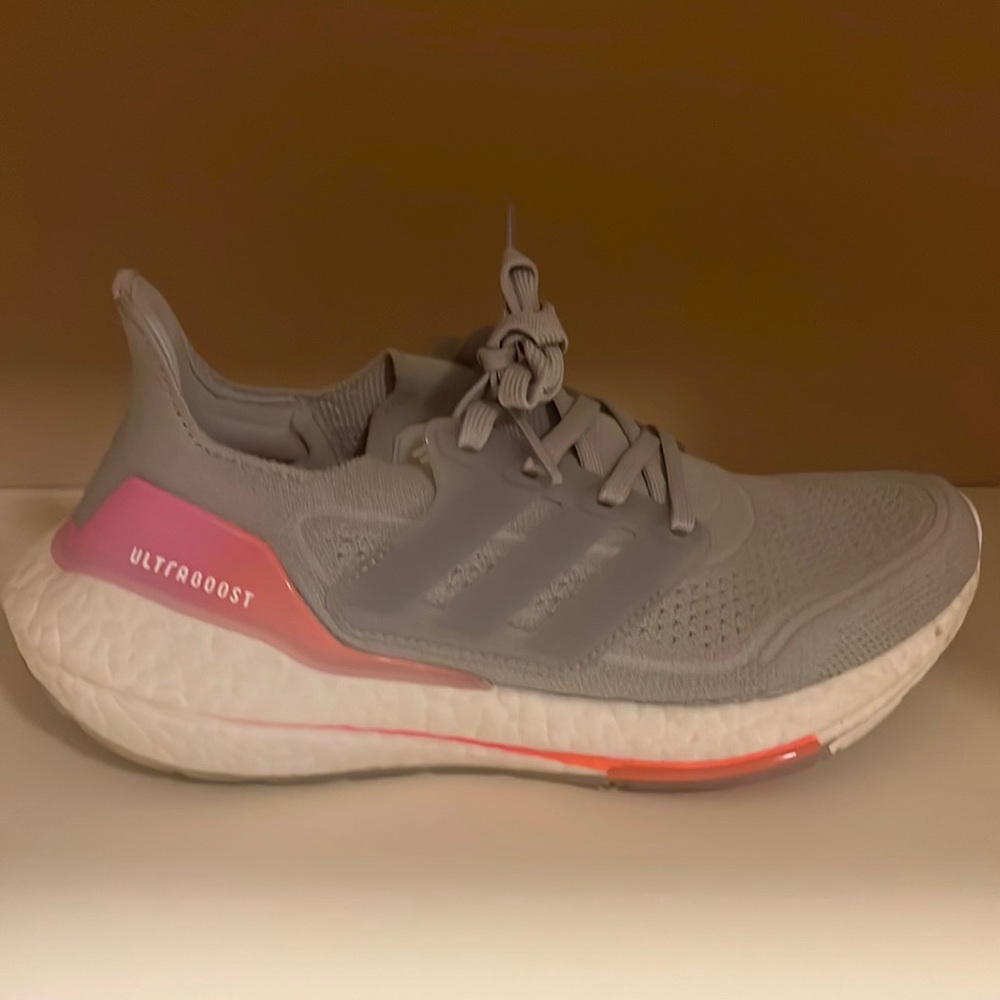 Like new ultraboost adidas size 6.5